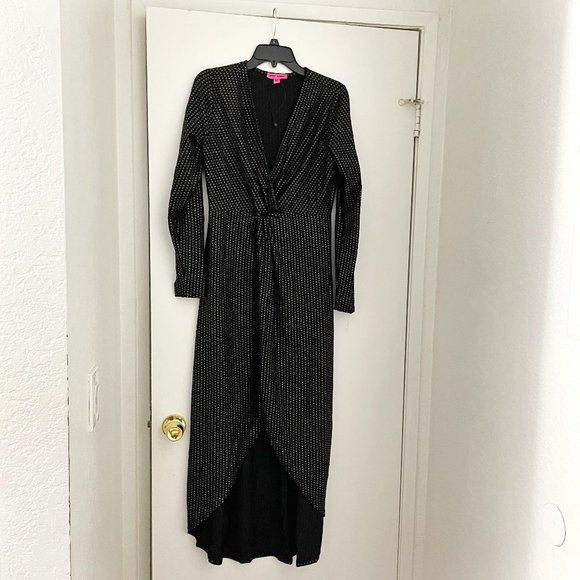 Betsey Johnson Dresses & Skirts - Betsey Johnson Long Sleeve High Low Dress